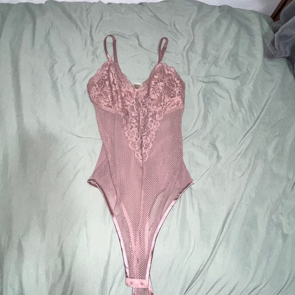 Bozzolo sheer lace bodysuit - Picture 4 of 5